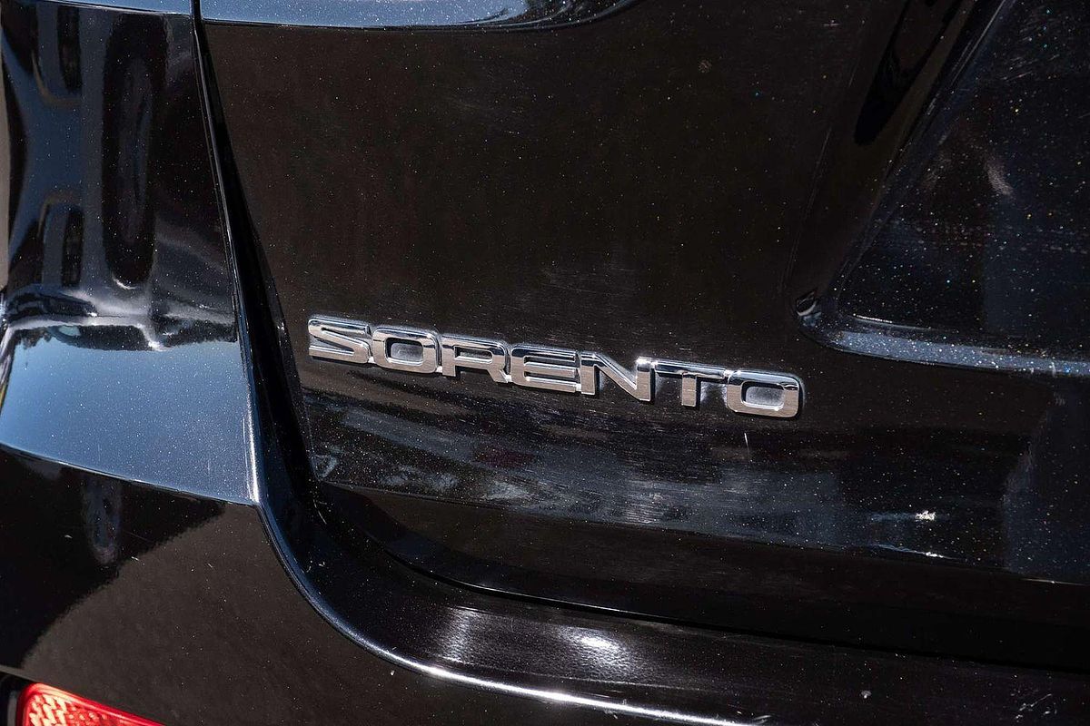 2017 Kia Sorento SLi UM