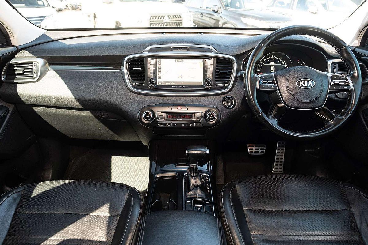 2017 Kia Sorento SLi UM