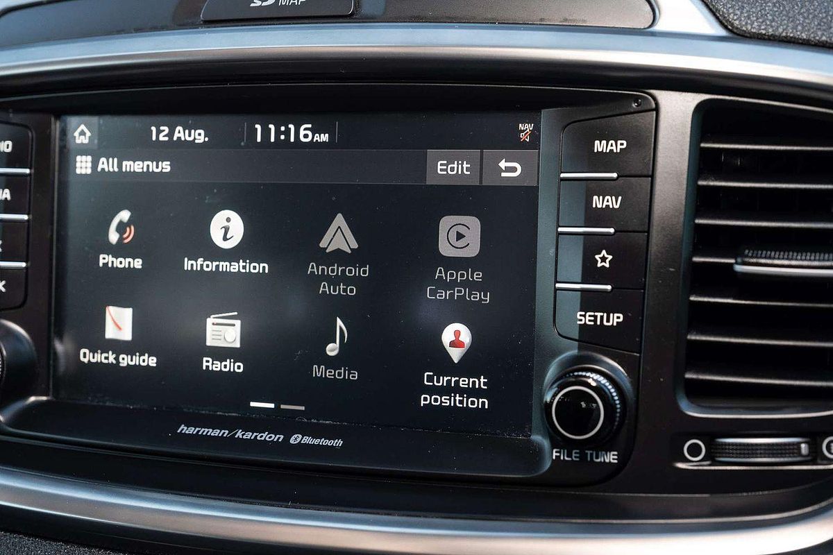 2017 Kia Sorento SLi UM