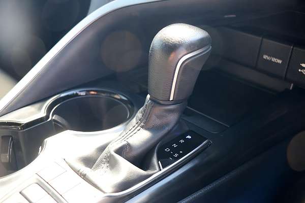 2020 Toyota Camry Ascent Sport AXVH71R