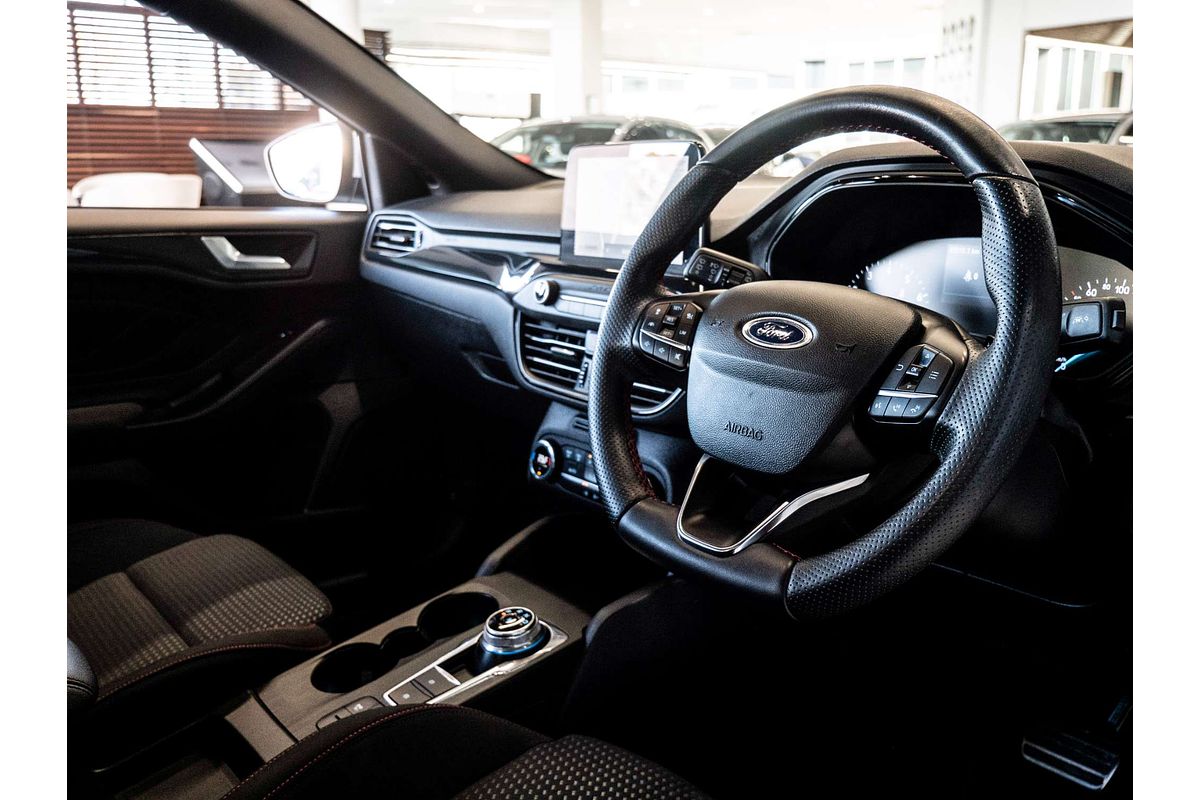 2019 Ford Focus ST-Line SA