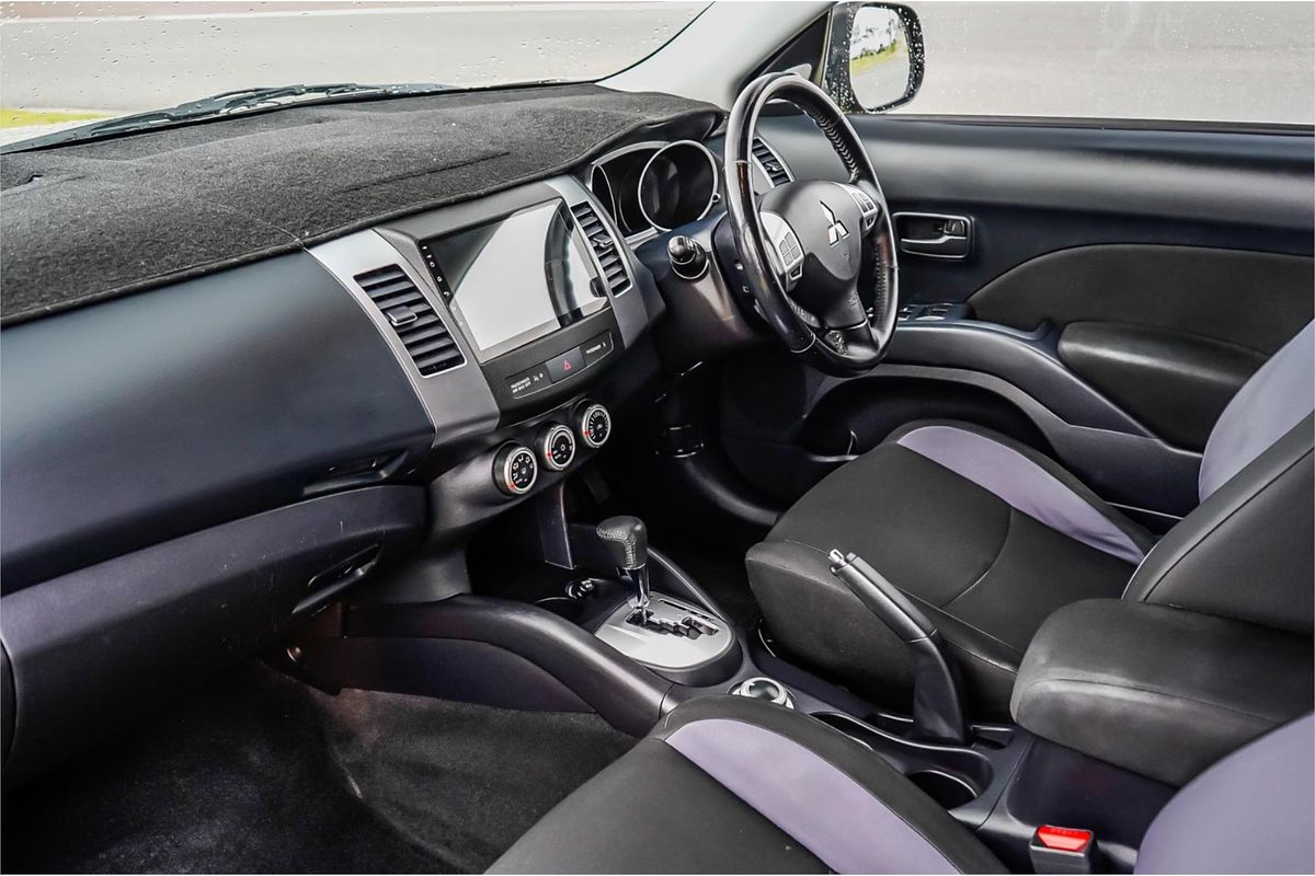 2009 Mitsubishi Outlander LS ZG