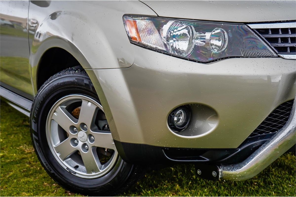 2009 Mitsubishi Outlander LS ZG