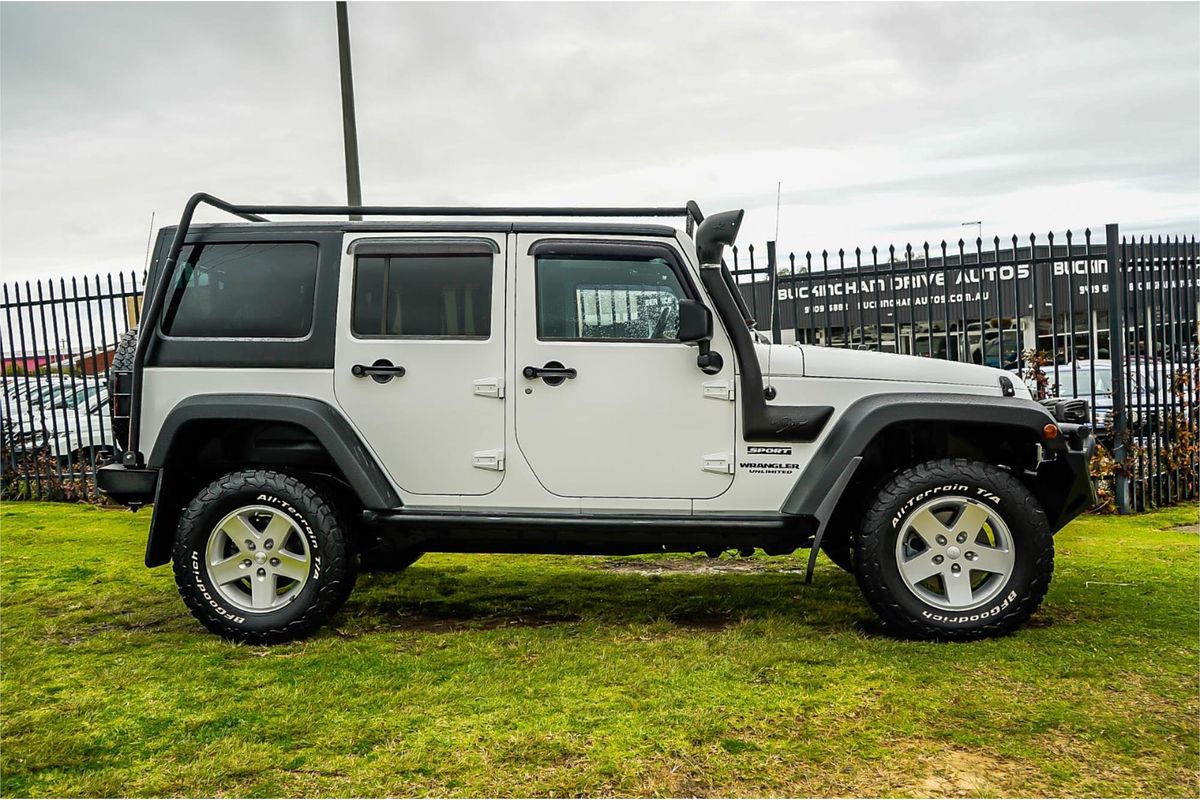 2011 Jeep Wrangler Unlimited Sport JK