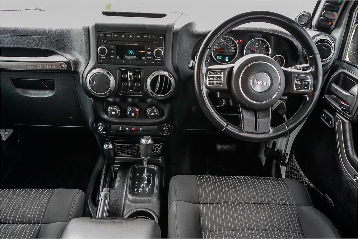 2011 Jeep Wrangler Unlimited Sport JK