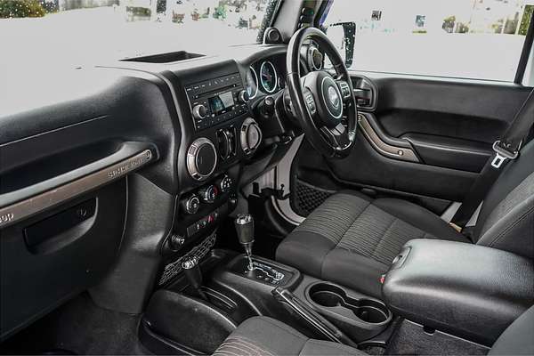 2011 Jeep Wrangler Unlimited Sport JK