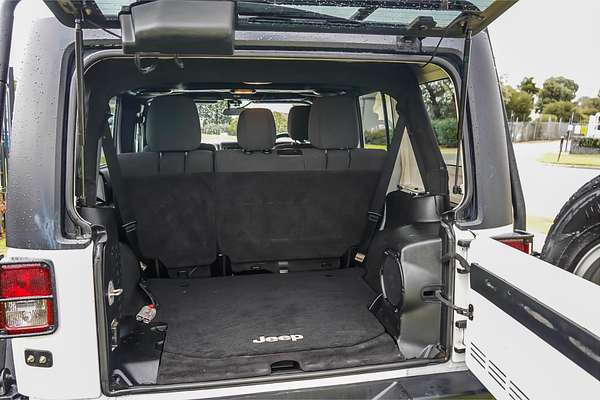2011 Jeep Wrangler Unlimited Sport JK