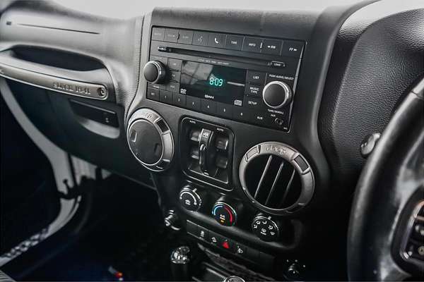 2011 Jeep Wrangler Unlimited Sport JK