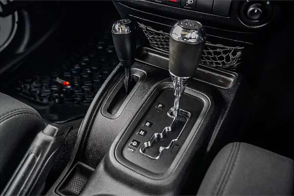 2011 Jeep Wrangler Unlimited Sport JK