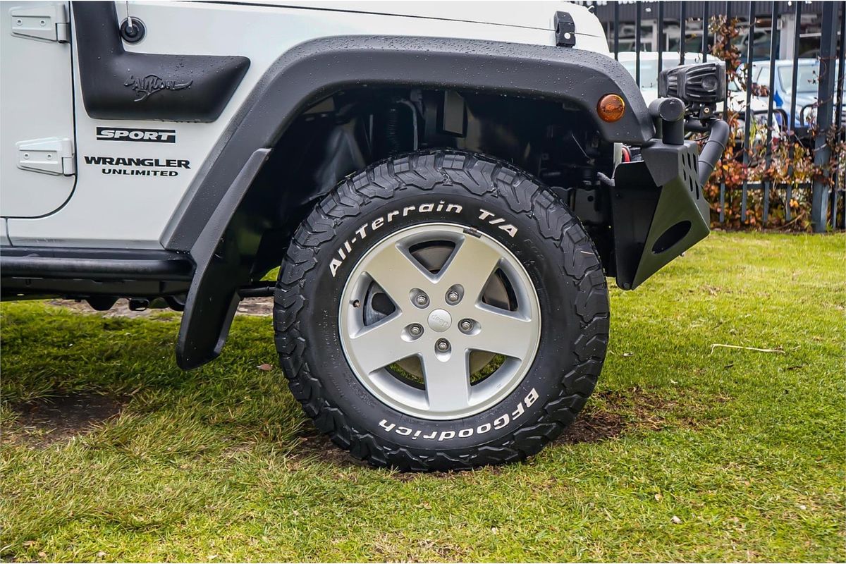 2011 Jeep Wrangler Unlimited Sport JK