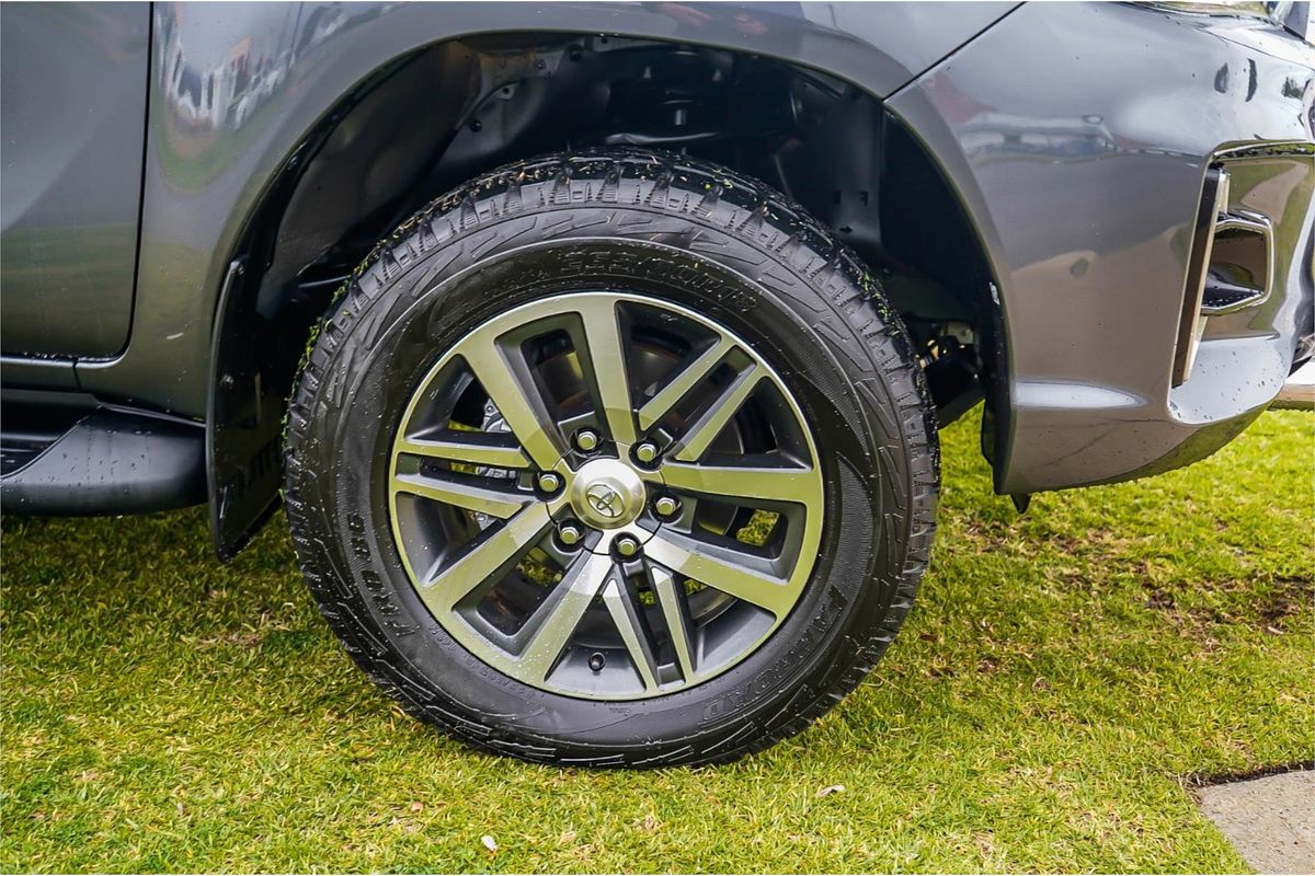 2018 Toyota Hilux SR5 GUN126R 4X4