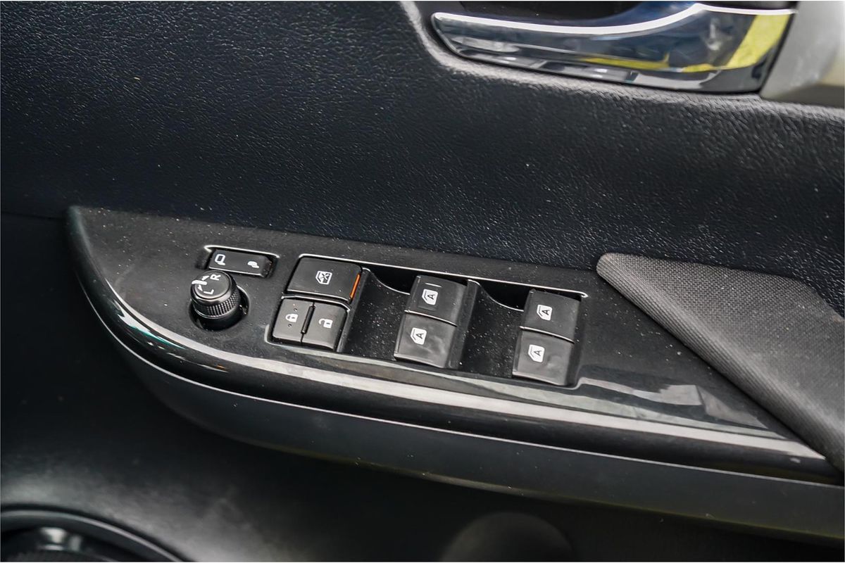 2018 Toyota Hilux SR5 GUN126R 4X4