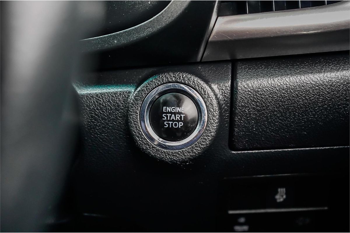 2018 Toyota Hilux SR5 GUN126R 4X4