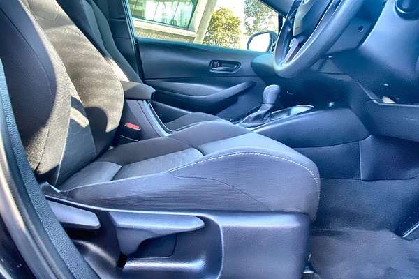 2020 Toyota Corolla Ascent Sport Hybrid ZWE211R