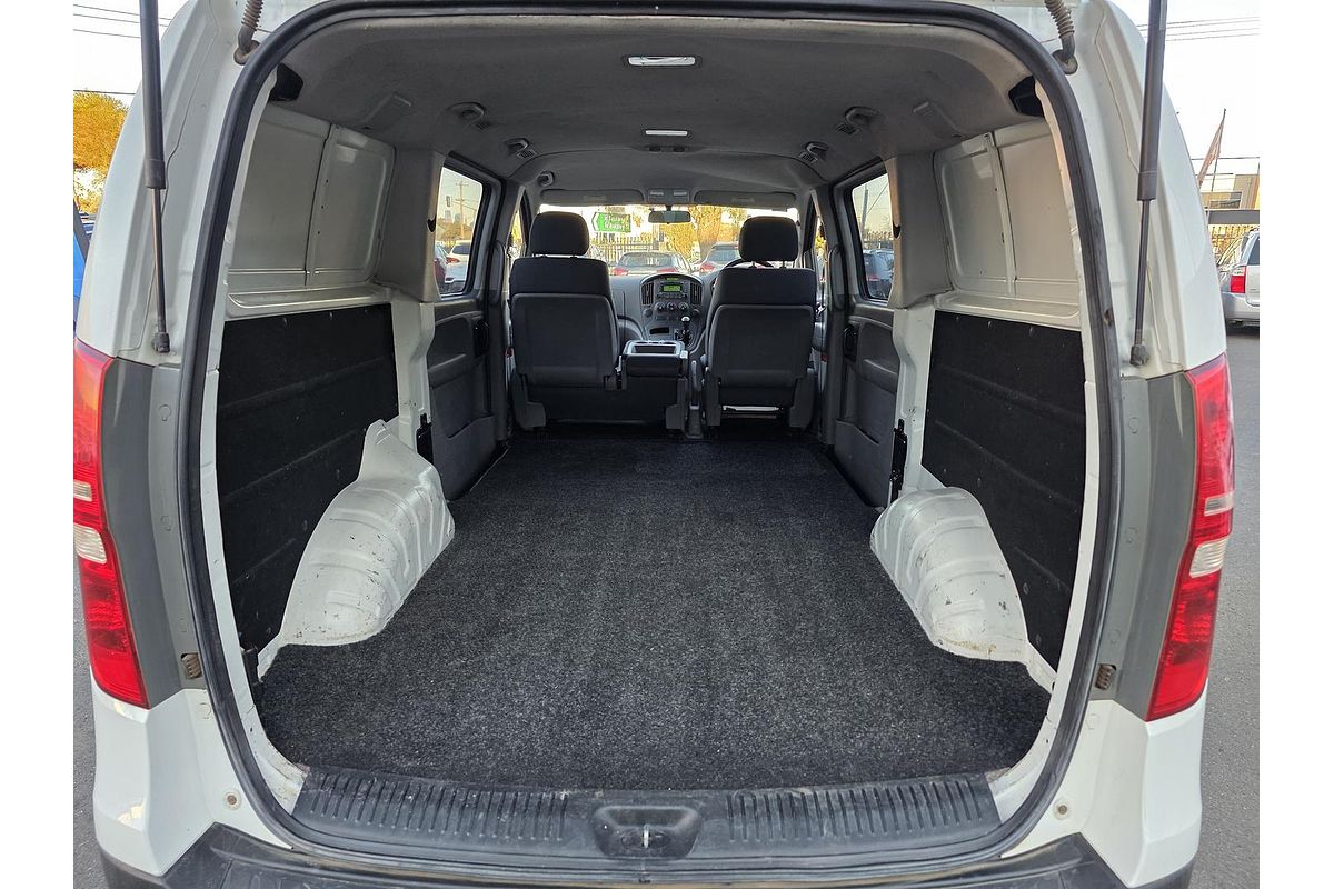 2011 Hyundai iLoad TQ-V