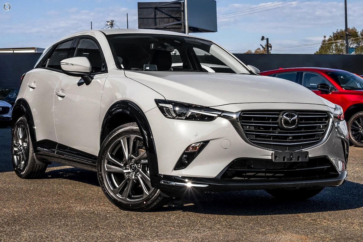 2025 Mazda CX-3 G20 Akari DK