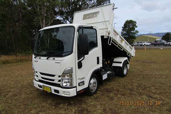 2022 Isuzu N Series NLR 45-150 4x2 SWB