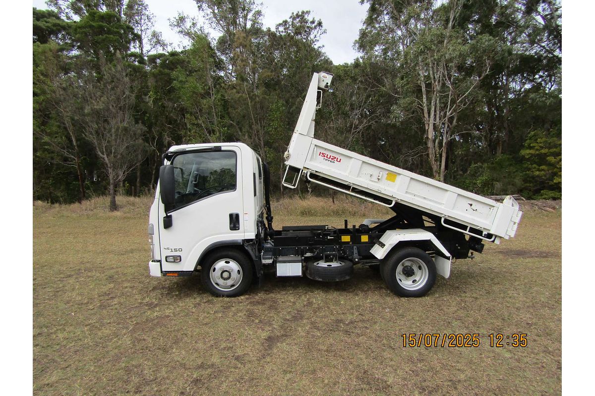 2022 Isuzu N Series NLR 45-150 4x2 SWB