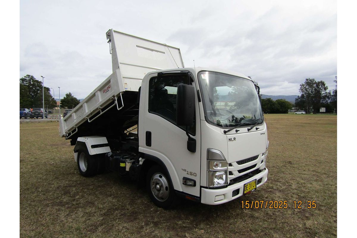 2022 Isuzu N Series NLR 45-150 4x2 SWB