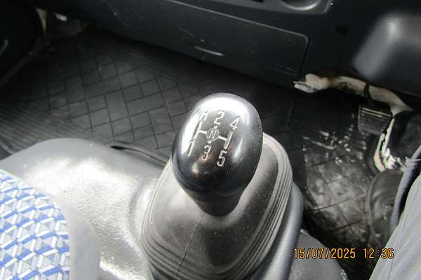 2022 Isuzu N Series NLR 45-150 4x2 SWB