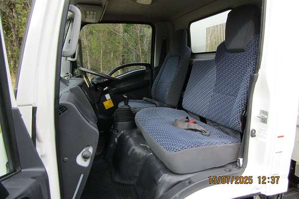 2022 Isuzu N Series NLR 45-150 4x2 SWB