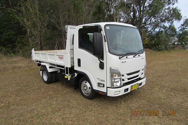 2022 Isuzu N Series NLR 45-150 4x2 SWB