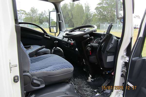 2022 Isuzu N Series NLR 45-150 4x2 SWB