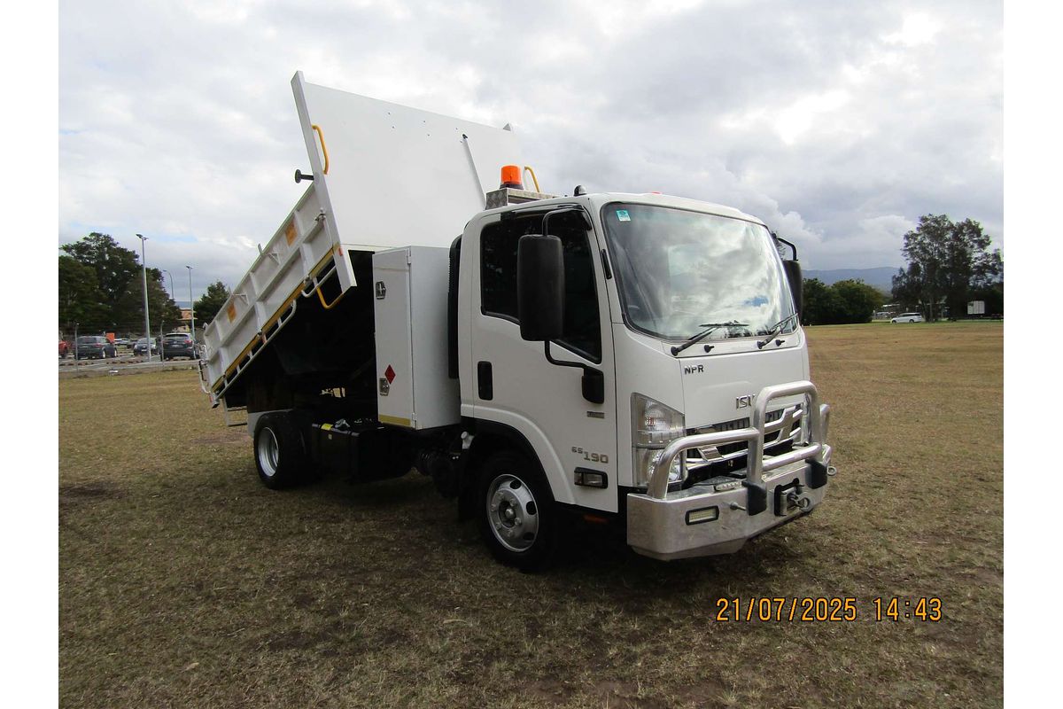 2017 Isuzu N Series NPR 65/45-190 4x2