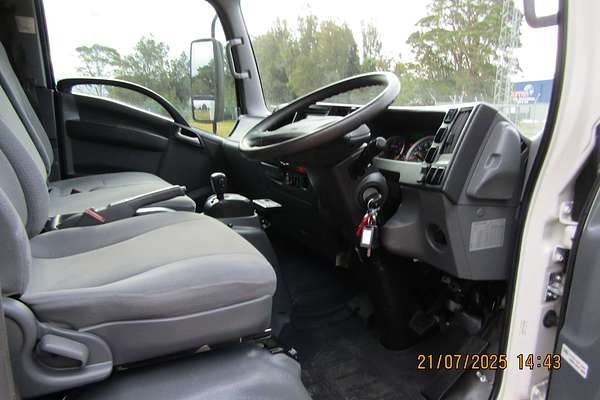 2017 Isuzu N Series NPR 65/45-190 4x2