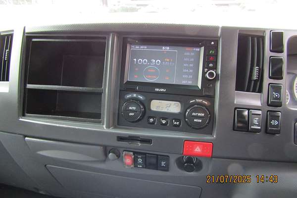2017 Isuzu N Series NPR 65/45-190 4x2