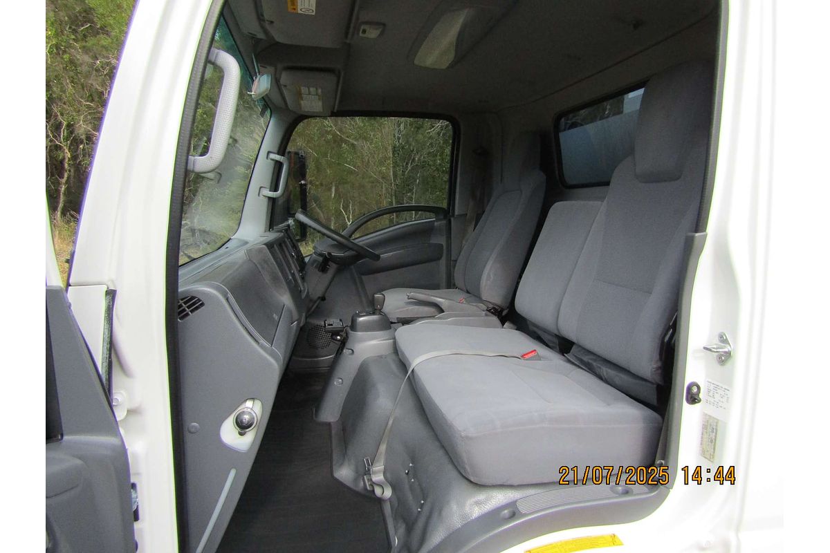2017 Isuzu N Series NPR 65/45-190 4x2
