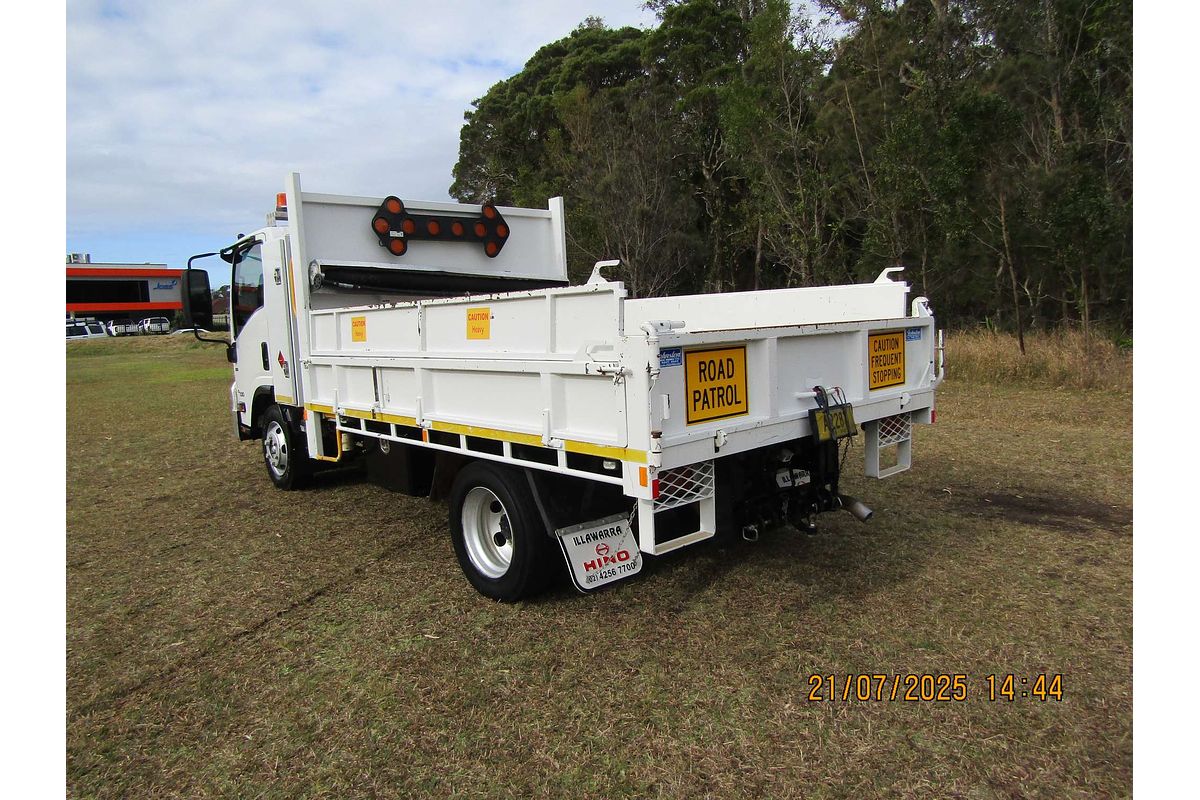 2017 Isuzu N Series NPR 65/45-190 4x2