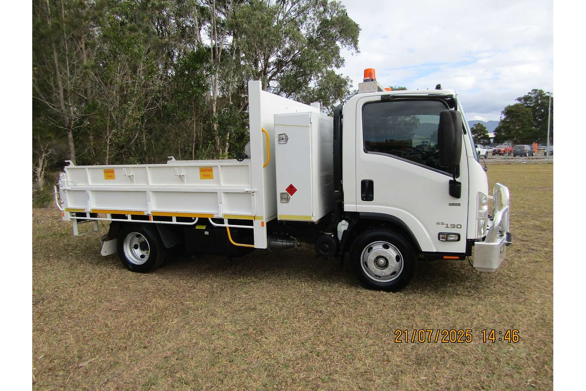 2017 Isuzu N Series NPR 65/45-190 4x2
