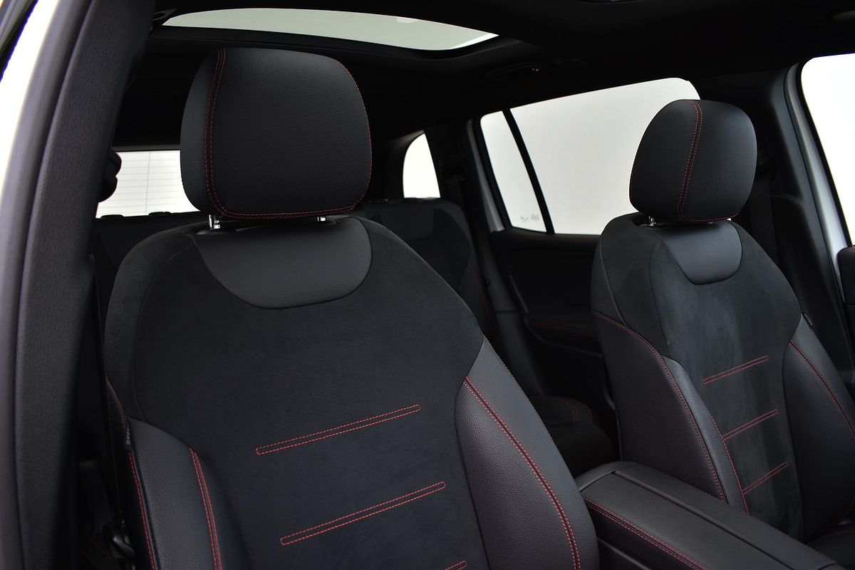 2024 Mercedes-Benz GLB-Class GLB200 X247