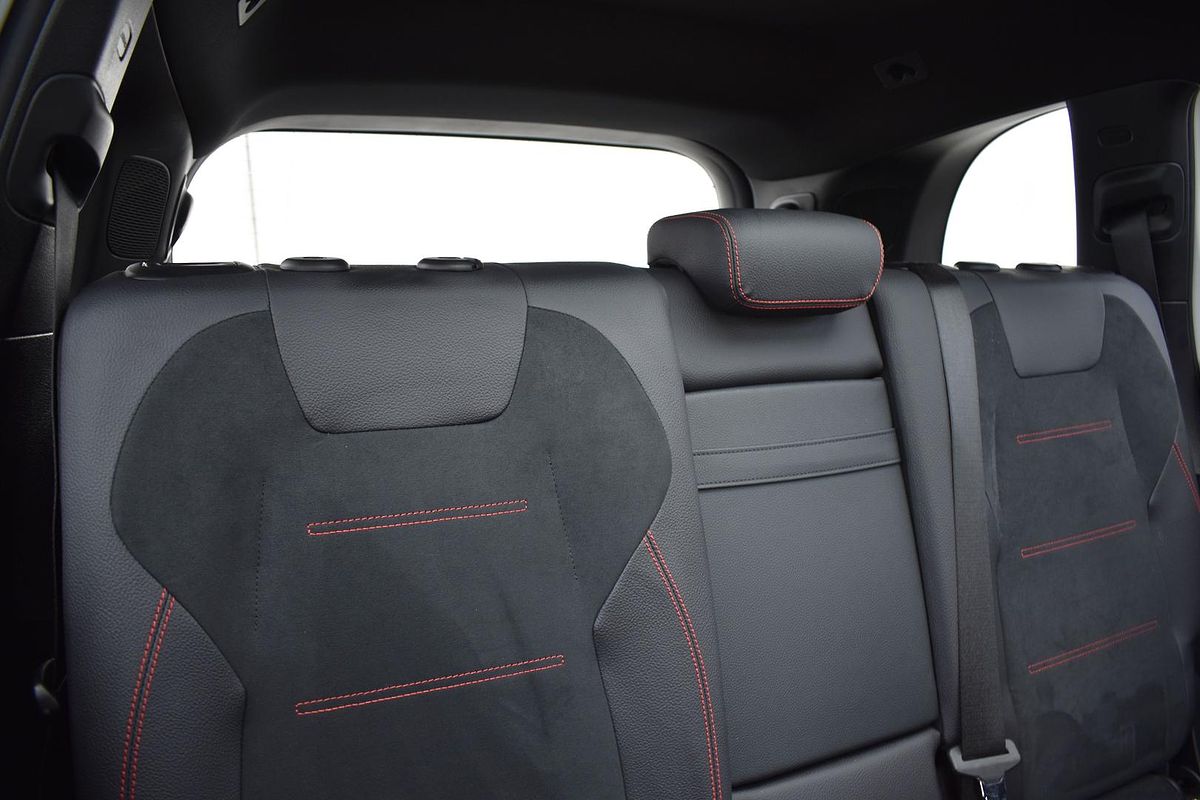 2024 Mercedes-Benz GLB-Class GLB200 X247