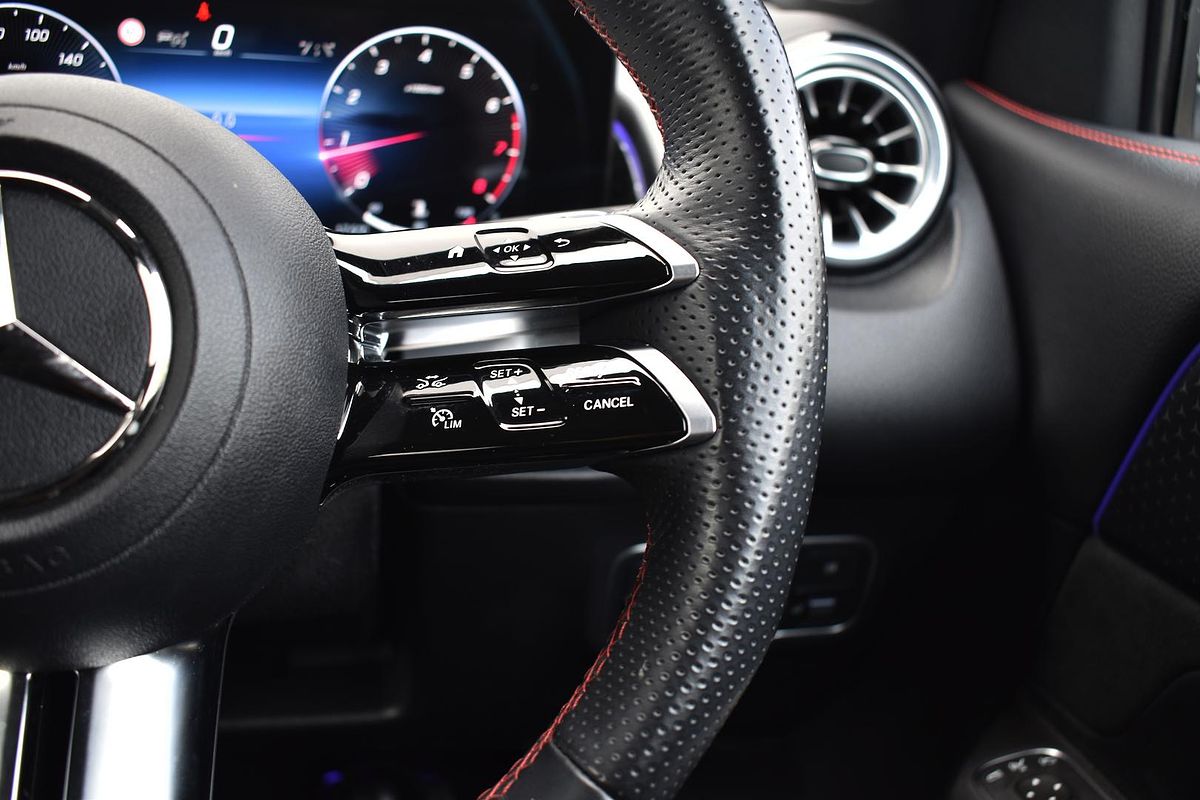 2024 Mercedes-Benz GLB-Class GLB200 X247