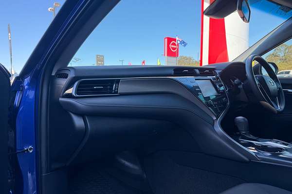2020 Toyota Camry Ascent AXVH71R