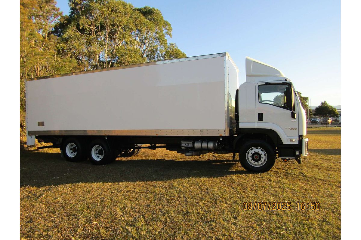 2023 Isuzu F Series FVL240-300 6x2 LWB