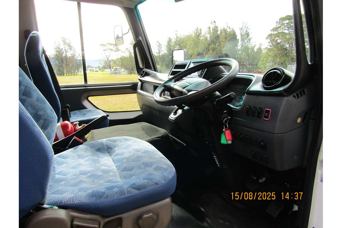 2022 Fuso Rosa Deluxe LWB