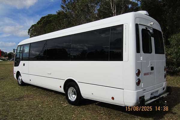 2022 Fuso Rosa Deluxe LWB