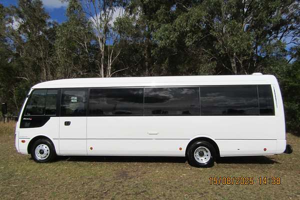 2022 Fuso Rosa Deluxe LWB