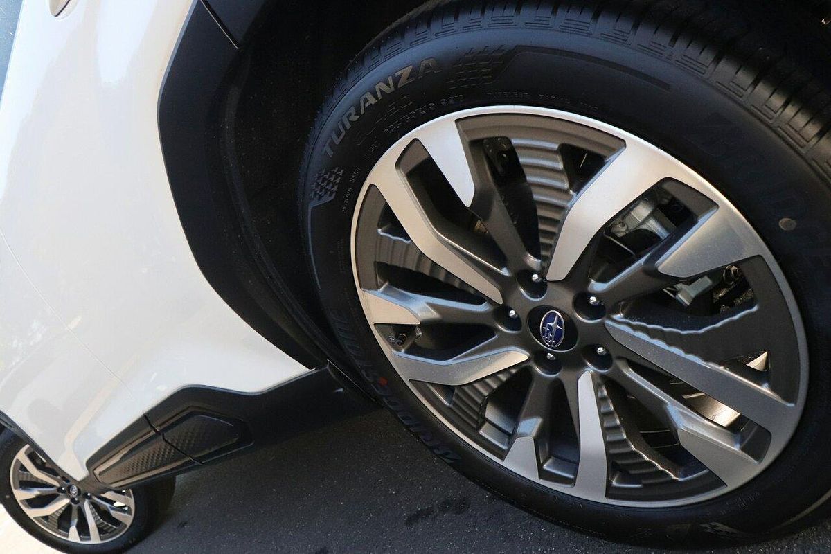 2025 Subaru Forester Hybrid Touring S6