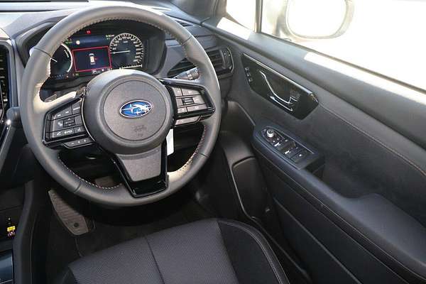 2025 Subaru Forester Hybrid Touring S6
