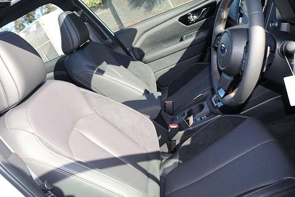 2025 Subaru Forester Hybrid Touring S6