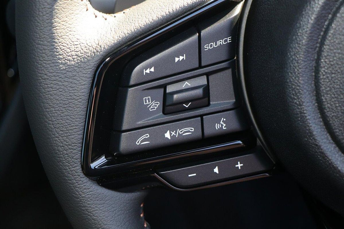 2025 Subaru Forester Hybrid Touring S6