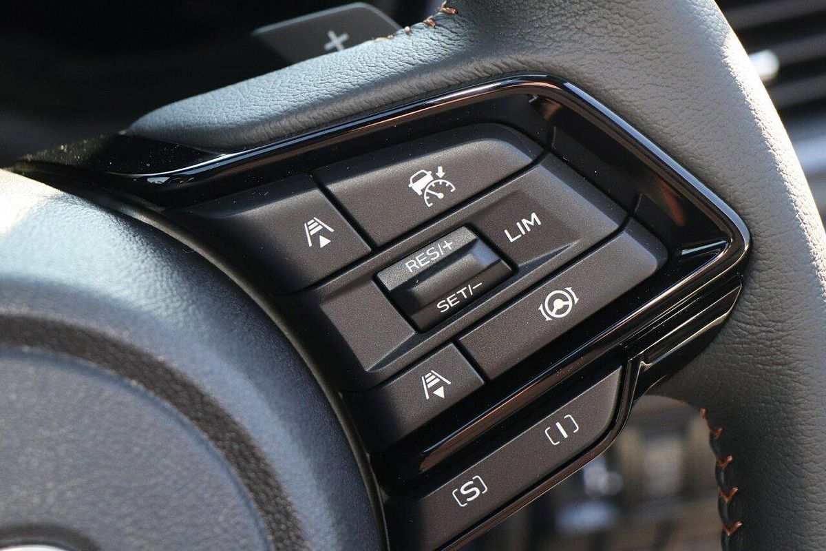 2025 Subaru Forester Hybrid Touring S6
