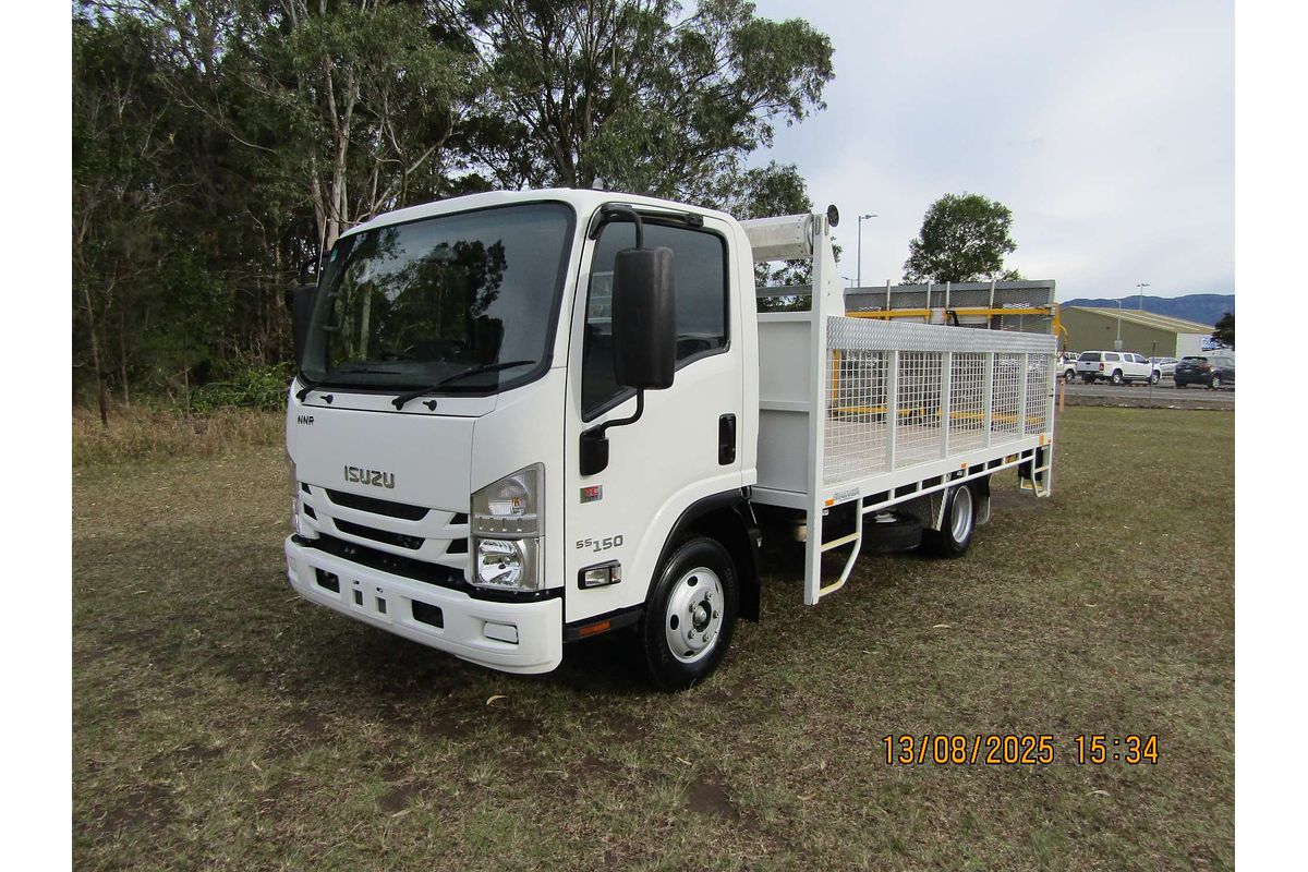 2017 Isuzu N Series NLR 45-150 4x2