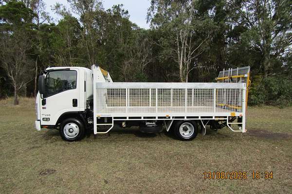 2017 Isuzu N Series NLR 45-150 4x2