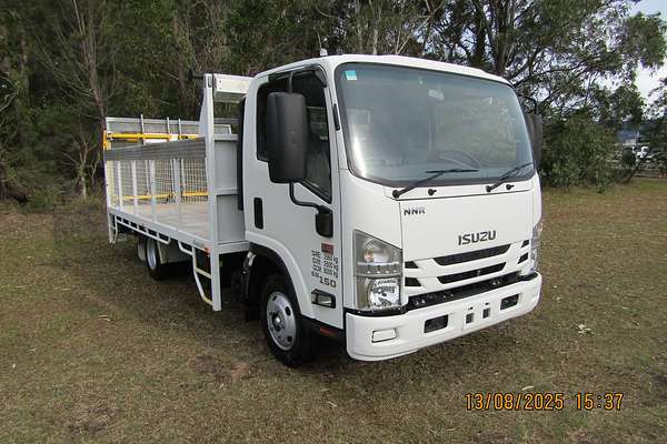 2017 Isuzu N Series NLR 45-150 4x2
