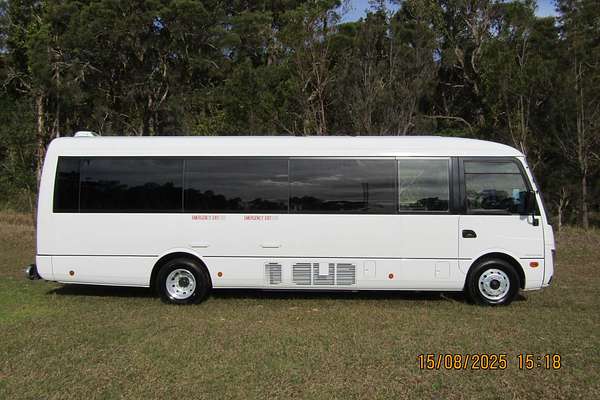 2021 Fuso Rosa Deluxe LWB